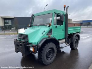 Benne basculante de chantier et de TP Mercedes Non spécifié