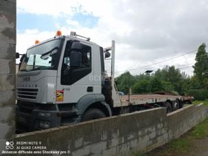 Porte-engins Iveco Stralis