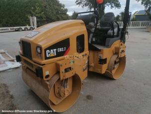 Compacteur monocylindre Caterpillar CB2.7