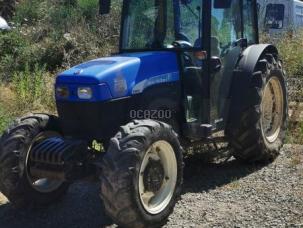 Tracteur agricole New Holland TN 85