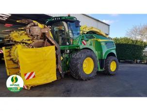 Ensileuse automotrice John Deere 8500