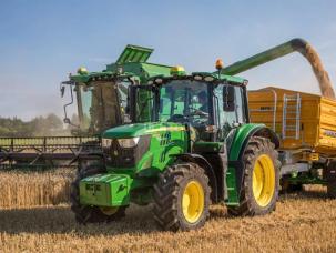 Tracteur agricole John Deere 6130m