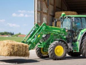 Tracteur agricole John Deere 6110M