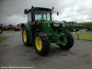 Tracteur agricole John Deere 6120R