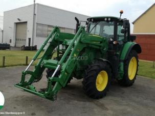 Tracteur agricole John Deere 6120M