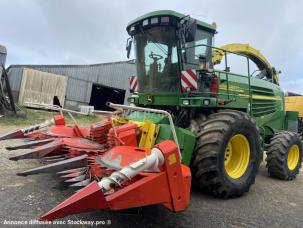 Ensileuse automotrice John Deere 7400