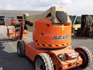 Nacelle automotrice JLG E400AJP