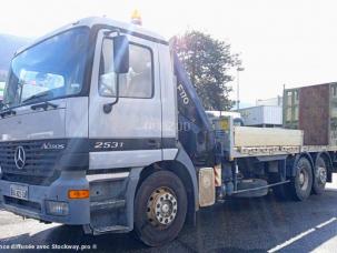 Porte-engins Mercedes Actros