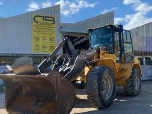 Chargeuse  chargeuse VOLVO L40B-TP