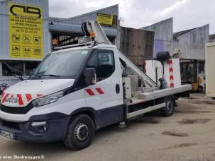 Nacelle Iveco Versalift 12,0m sur Iveco