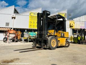 CATERPILLAR Chariot élévateur V50D