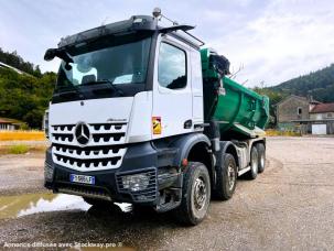 Benne basculante de chantier et de TP Mercedes Arocs