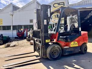 Feeler FD25-CTJ Chariot élévateur diesel 2,5T 4,7m