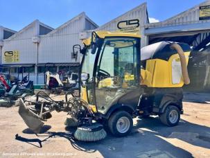 Autre KARCHER MC50 Balayeuse aspiratrice de voirie