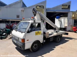 Nacelle Mazda Bongo