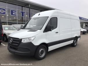 Fourgon avec parois et toit rigide Mercedes Sprinter