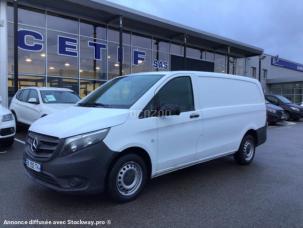 Fourgon avec parois et toit rigide Mercedes Vito