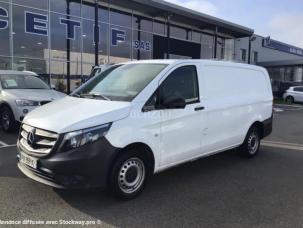 Fourgon avec parois et toit rigide Mercedes Vito