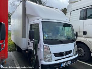 Fourgon avec parois et toit rigide Renault Maxity