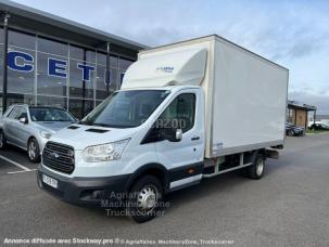 Fourgon avec parois et toit rigide Ford Transit