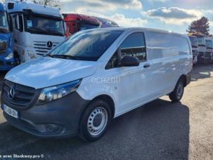 Fourgon avec parois et toit rigide Mercedes Vito