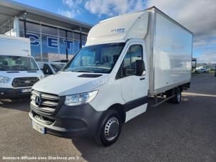 Fourgon avec parois et toit rigide Mercedes Sprinter