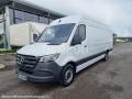 Fourgon avec parois et toit rigide Mercedes Sprinter