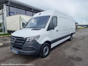 Fourgon avec parois et toit rigide Mercedes Sprinter