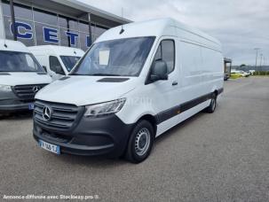 Fourgon avec parois et toit rigide Mercedes Sprinter