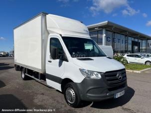 Fourgon avec parois et toit rigide Mercedes Sprinter