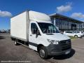 Fourgon avec parois et toit rigide Mercedes Sprinter