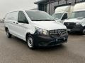 Fourgon avec parois et toit rigide Mercedes Vito