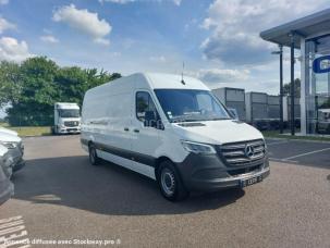Fourgon avec parois et toit rigide Mercedes Sprinter