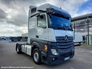 Pour semi-remorque Mercedes Actros