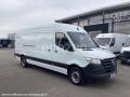 Fourgon avec parois et toit rigide Mercedes Sprinter