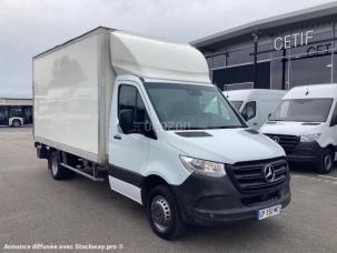 Fourgon avec parois et toit rigide Mercedes Sprinter