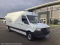 Fourgon avec parois et toit rigide Mercedes Sprinter