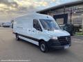 Fourgon avec parois et toit rigide Mercedes Sprinter