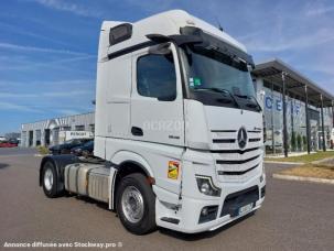 Pour semi-remorque Mercedes Actros