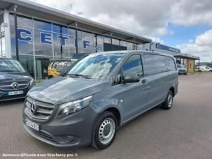 Fourgon avec parois et toit rigide Mercedes Vito