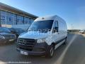 Fourgon avec parois et toit rigide Mercedes Sprinter