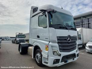 Pour semi-remorque Mercedes Actros