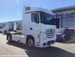 Pour semi-remorque Mercedes Actros