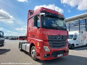 Pour semi-remorque Mercedes Actros
