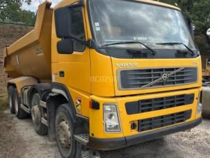 Benne basculante de chantier et de TP Volvo FM400