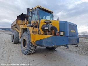 Tombereau articulé Komatsu HM300-1