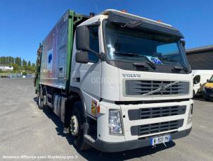 Benne à ordure ménagères Volvo FM