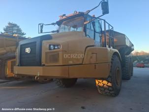 Tombereau articulé Caterpillar 740B