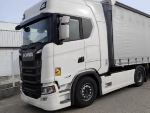 Carrosserie à parois latérales souples coulissantes (PLSC) Scania S