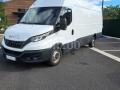 Fourgon avec parois et toit rigide Iveco Daily